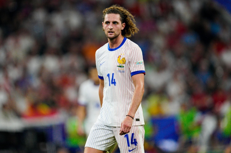 华体会体育平台-记者：拉比奥特今日将首次参加米兰训练，周日可出战博洛尼亚